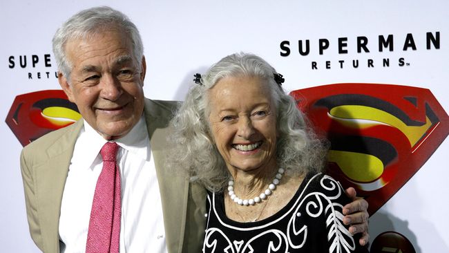 Pemeran Lois Lane yang paling ikonik, Noel Neill meninggal di rumahnya di Arizona, Amerika, setelah lama sakit. Ia pemeran Lane dalam serial Superman.