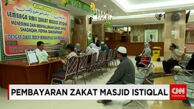 Zakat di Masjid Istiqlal