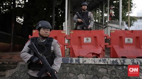 Polisi Geledah Rumah Nur Rohman di Pasar Kliwon Solo