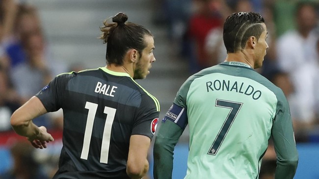Gareth Bale memuji rekan satu timnya di Real Madrid, Cristiano Ronaldo, yang dianggap sebagai pencetak gol alamiah.