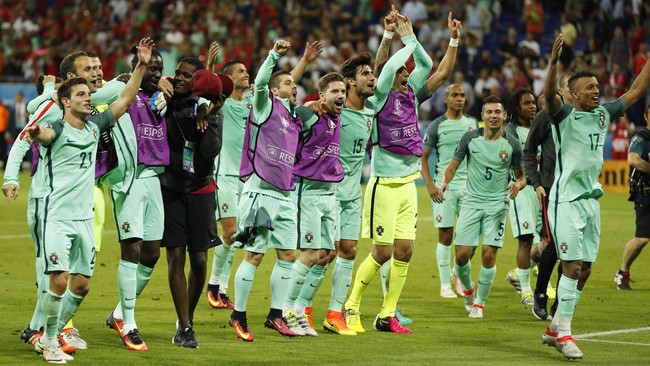 Fernando Santos menegaskan Portugal telah membuktikan bahwa mereka adalah tim hebat yang memang layak lolos ke babak final Piala Eropa 2016.