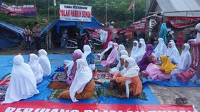 Doa Lebaran Petani Rembang
