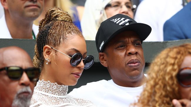 Jika penghasilan Beyonce dan Jay Z dijumlahkan, akan menghasilkan keuntungan US$107,5 juta atau setara dengan Rp1,4 triliun.