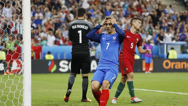 Antoine Griezmann mengakhir perjalanan di Piala Eropa dengan status penyerang tersubur. Namun ia sungguh dibuat frustrasi karena kekalahan Perancis.