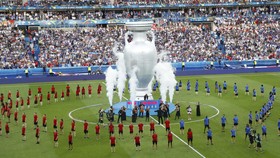 Gempita Upacara Penutupan Piala Eropa 2016