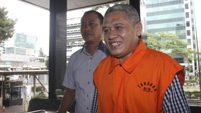 Ruslan terbukti melakukan tindak pidana korupsi sebesar Rp5,3 miliar dalam konstruksi pembangunan dermaga bongkar Sabang tahun anggaran 2011.