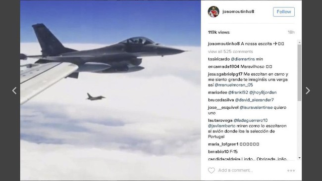 Peristiwa langka dan membanggakan itu langsung direkam pemain Portugal, Joao Moutinho, dan diunggah ke dalam akun Instagram miliknya.