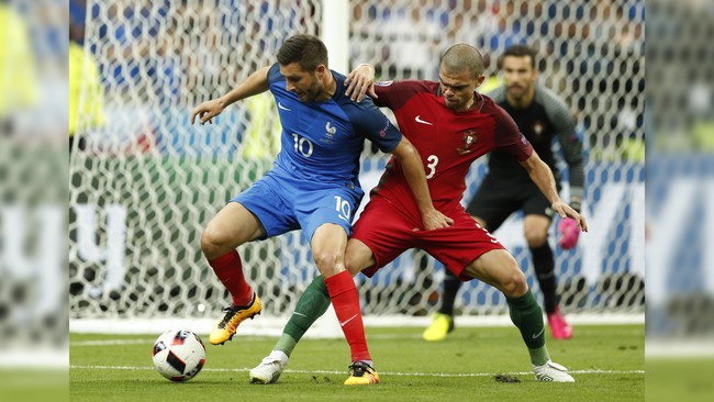 Mantan pemain tim nasional, Perancis, Frank Leboeuf menilai Pepe lebih layak menyandang pemain terbaik ketimbang Antoine Griezmann.