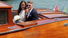 Janji Suci Bastian Schweinsteiger dan Ana Ivanovic di Italia