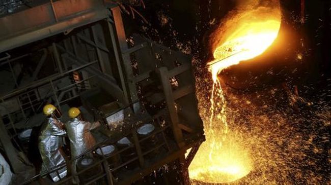 Holding BUMN Tambang Berambisi Kuasai Minerba RI Saat ini, BUMN pertambangan hanya menguasai 13 persen cadangan bauksit, 20 persen pada bijih nikel, 20 persen pada timah, dan tujuh persen pada batu bara.