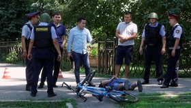 Penembakan di Kazakhstan, Sejumlah Polisi Tewas
