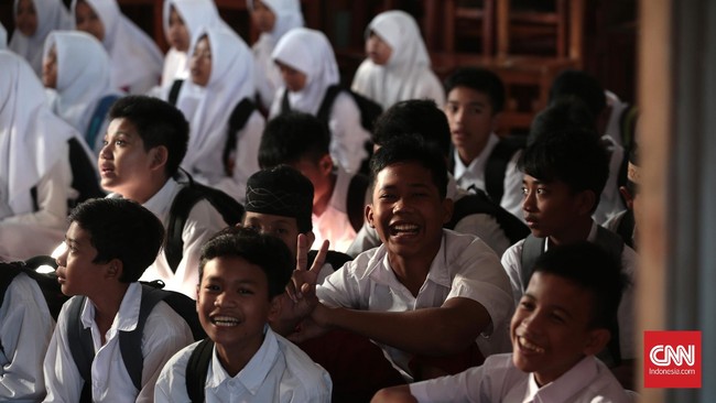 Semakin Banyak yang Melaporkan Kasus 'Bullying' Sampai Juni 2017, total laporan yang diterima Kemensos sebanyak 976, sekitar 117 laporan mengenai kasus bullying.