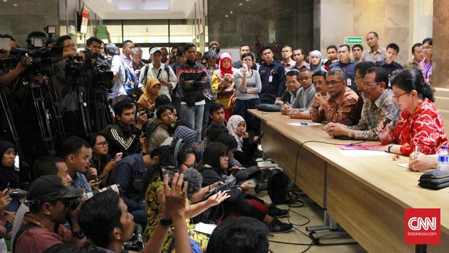 Fokus dari Panja memanggil pihak-pihak terkait dalam kasus ini, seperti produsen, rumah sakit, dokter, orang tua korban dan Kemkes.