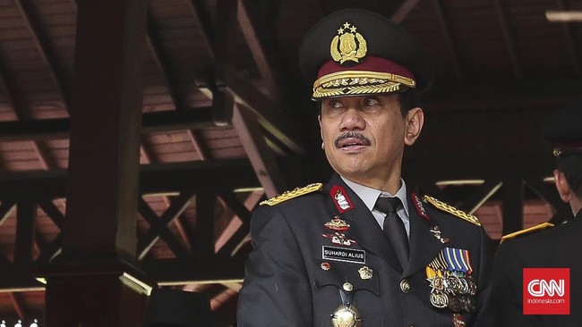 Kepala Polri Jenderal Tito Karnavian menunjuk Komisaris Jenderal Suhardi Alius menjadi Kepala BNPT karena ia menguasai ilmu dan teori teror.