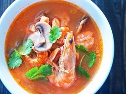Masak Apa Hari Ini : Tom Yam dan Pad Thai yang Asam Pedas