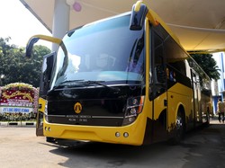 Mewah dan Canggih! Bus Listrik Kuning UI Mejeng di PEVS 2022