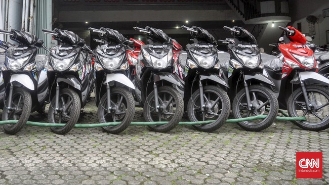 PT Federal International Finance (FIF) melakukan penawaran umum berkelanjutan (PUB) obligasi II tahap IV senilai Rp2,12 triliun pekan lalu.