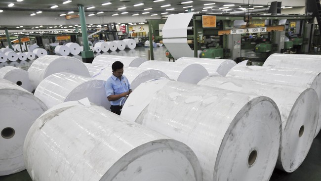 Sinar Mas-April Beli Kayu 'Tebang Habis' Hutan Djarum Group Asian Pulp & Paper dan April diduga masih membeli kayu dari anak perusahaan Djarum Group yang menebang hutan alam (deforestasi).