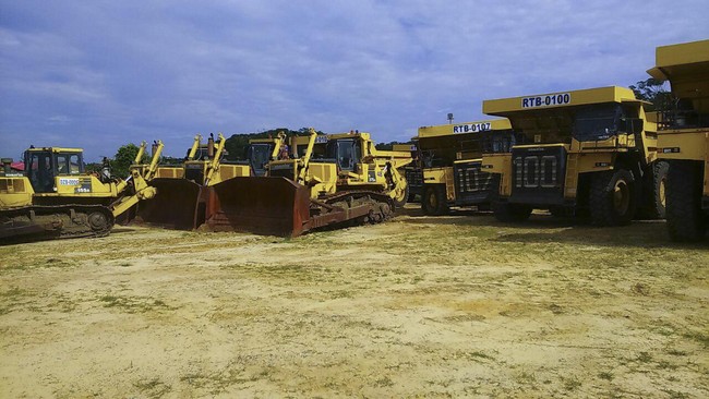 PT United Tractors Tbk menggunakan fasilitas Pusat Logistik Berikat (PLB) yang dikelola Astra Port Logistic Central East Kal guna memangkas biaya.