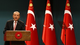 img-title Erdogan: Masa Depan Uber di Turki Sudah Berakhir