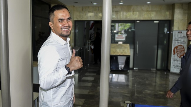Vonis tiga tahun penjara terhadap Saipul Jamil diklaim disepakati seluruh hakim. Rohadi disebut tak tawari uang suap pada ketua majelis hakim.