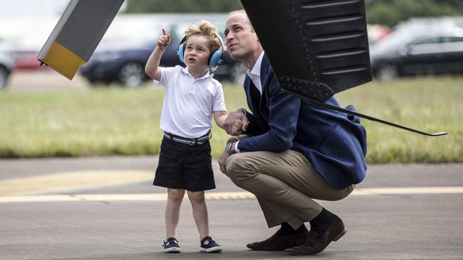 Pakar perkembangan anak menilai, para orang tua muda dapat mencontoh cara yang dilakukan Pangeran William kepada Pangeran George dalam berkomunikasi.