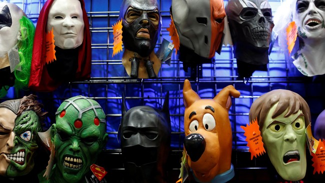 Warna-Warni Kostum Penggila Comic-Con