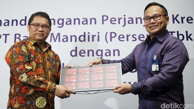 Surat efektif dibutuhkan sebagai syarat bank mencairkan dana pinjaman. Bank Mandiri sepakat meminjamkan Rp875 miliar untuk pembangunan Paket Barat Palapa Ring.