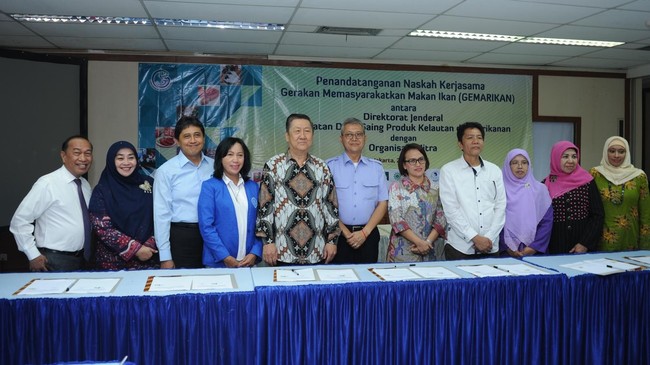 Kementerian Kelautan dan Perikanan (KKP) mencatat, tingkat konsumsi ikan masyarakat baru mencapai 41,11 kilogram per kapita per tahun pada tahun 2015.