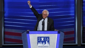 Konvensi Demokrat, Sanders Tegaskan Dukungan kepada Clinton