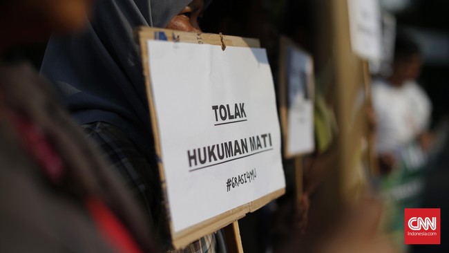 Selain bertentangan dengan HAM, hukuman mati dianggap tidak efektif dalam mengurangi kejahatan narkotika di Indonesia.