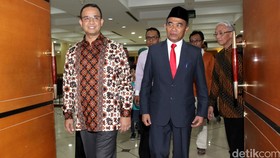 Keharuan Warnai Perpisahan Anies Baswedan di Kemdikbud