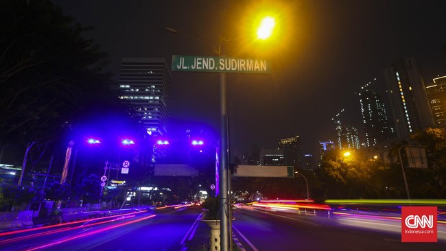 Gedung milik pemerintah seperti gedung Kemendikbud, Kemenag, dan BI masuk dalam 37 gedung di Jalan Sudirman-Thamrin yang tak memiliki sumur resapan.