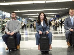 Tak Hanya Overtourism, Jepang Juga Dibuat Pusing oleh Koper Skuter