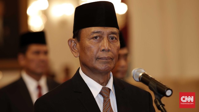 Wiranto berjanji bertanggung jawab atas polemik antara TNI dan Kementerian Pertahanan yang akan muncul. Namun ia yakin beda pendapat itu tak akan terjadi.