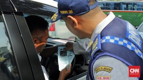 Mudik Dilarang, Jateng Tolak Kendaraan Tanpa Surat Jalan