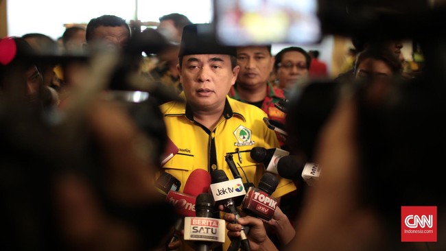 Ketua DPR Ade Komaruddin juga mendorong evaluasi kinerja tim pengawasa haji guna meningkatkan kualitas pengawasan penyelenggaraan haji.