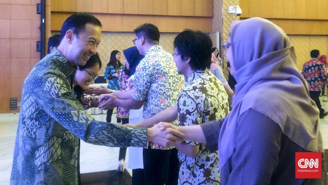 Presiden Jokowi menganggap investasi sebagai akar pendongkrak perekonomian Indonesia saat ini, yang harus bisa disedot oleh BKPM.