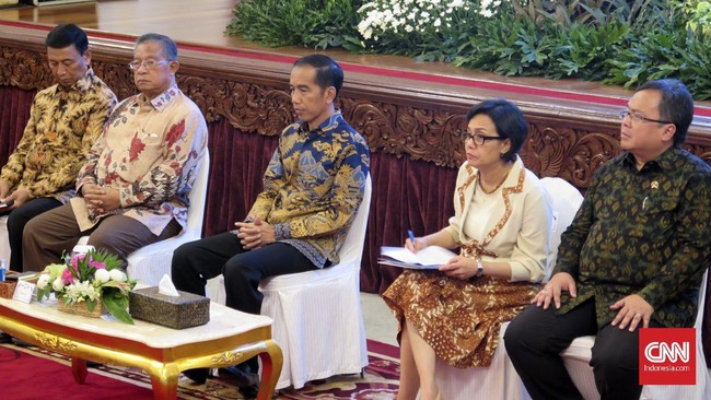 Indef mempertanyakan mengapa satgas tax amnesty tidak diberi tugas mengamankan target uang tebusan dan repatriasi yang masih jauh dari harapan.