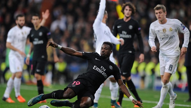 Dalam partai pertamanya di kejuaraan pramusim yang berlangsung di Amerika Serikat itu, Pelatih Real Madrid memainkan putra sulungnya Enzo pada babak kedua.