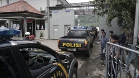Dikawal Ketat Brimob, Rohaniawan Menyeberang ke Nusakambangan