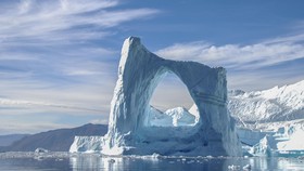 Greenland Bangun Pusat Gletser Dunia demi Tarik Wisatawan