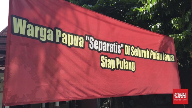 Gubernur Papua mengingatkan Kapolri Jenderal Tito Karnavian, persoalan mahasiswa Papua di Yogya bisa berkembang kian kompleks dan menjadi masalah baru.