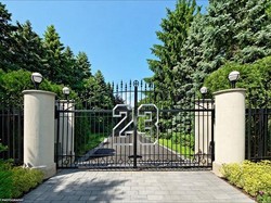 Nasib Rumah Michael Jordan: 12 Tahun Nggak Laku, Dibeli, Kini di Airbnb