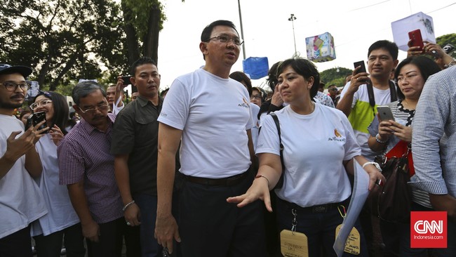 Ahok menyebut, penggantinya untuk sementara waktu saat cuti nanti bukan Wakil Gubernur Djarot tapi pejabat Kementerian Dalam Negeri.