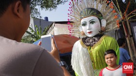 Berpesta Sosis dan Kerak Telor di Festival Condet
