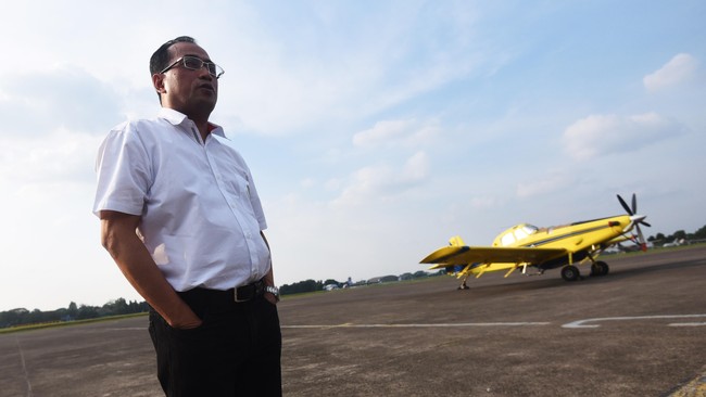 Kementerian Perhubungan menargetkan perluasan Bandara Trunojoyo Sumenep rampung 2019, sesuai dengan instruksi Presiden Joko Widodo.
