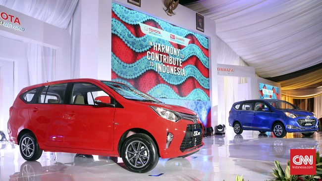 Kolaborasi dua produsen Jepang menghasilkan Daihatsu Sigra dan Toyota Calya dengan konsep MVP tujuh penumpang dengan harga mencapai Rp150 juta.