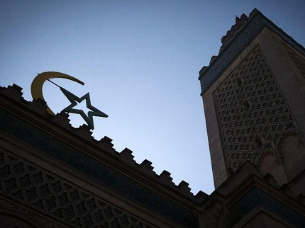 Ini tentang Mengajak Anak Salat Berjamaah di Masjid