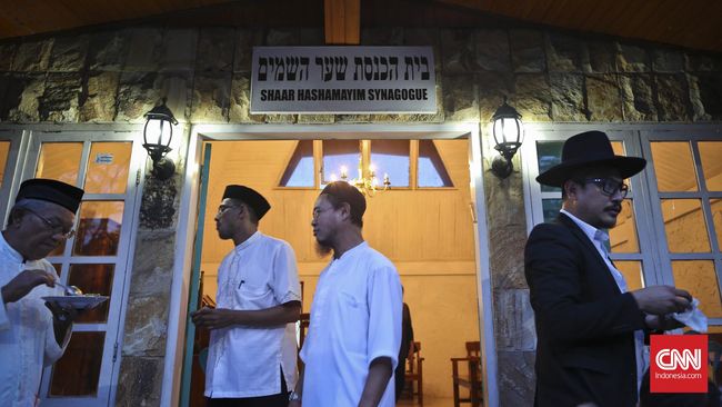 Komunitas Yahudi Minahasa Bangun Museum Holocaust, Dubes Jerman Hadir Duta Besar Jerman untuk Indonesia, Ina Lapel, menghadiri peresmian Museum Holocaust yang dibangun komunitas Yahudi di Minahasa, Sulawesi Utara, Kamis (27/1).